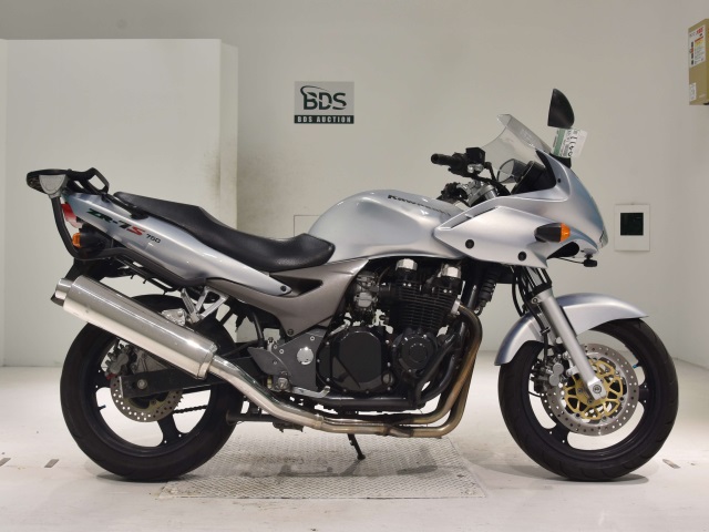 Kawasaki ZR-7S 2005
