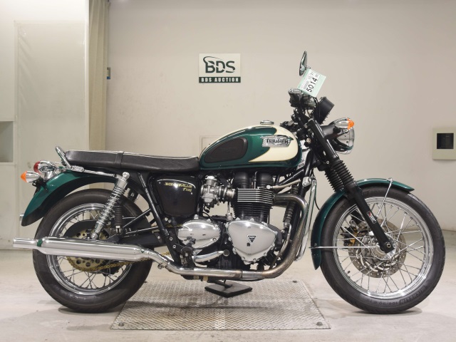 Triumph BONNEVILLE T100 2011