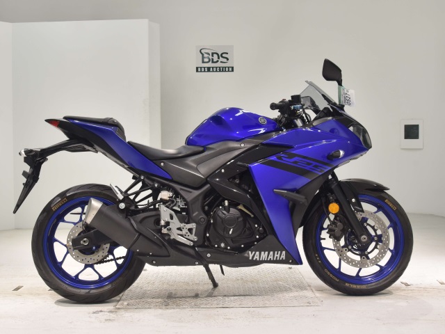 Yamaha YZF-R25A 2018