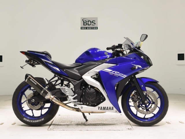 Yamaha YZF-R25 2017