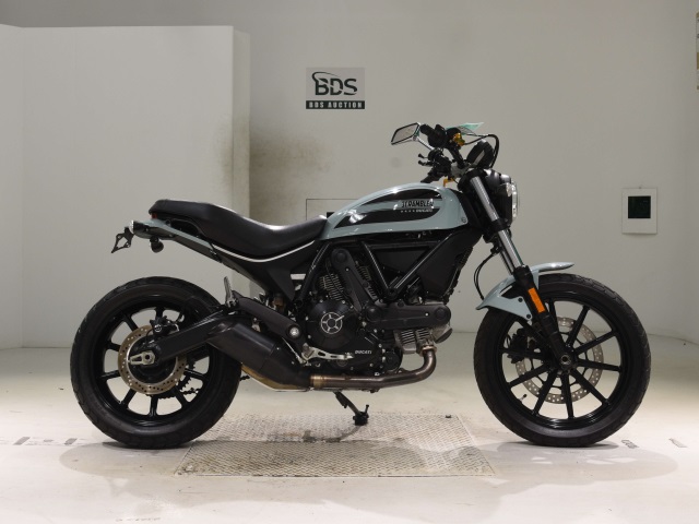 Ducati SCRAMBLER SIXTY2 2016