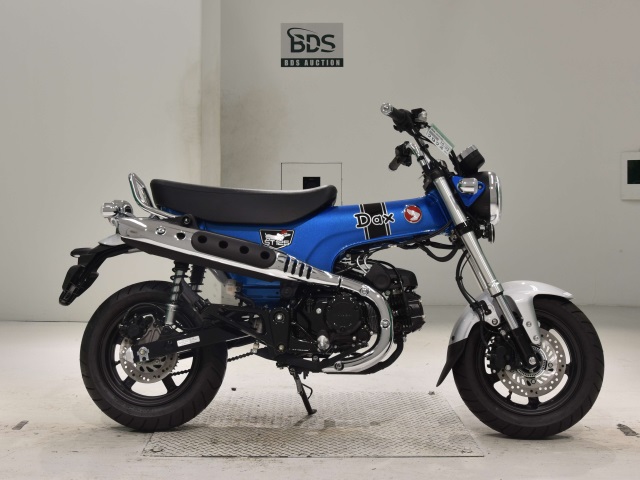 Honda DAX125 2022
