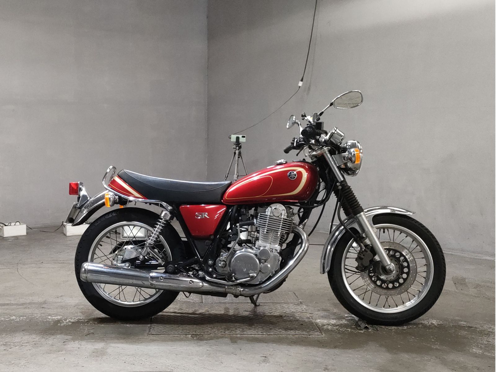 Yamaha SR400 2010