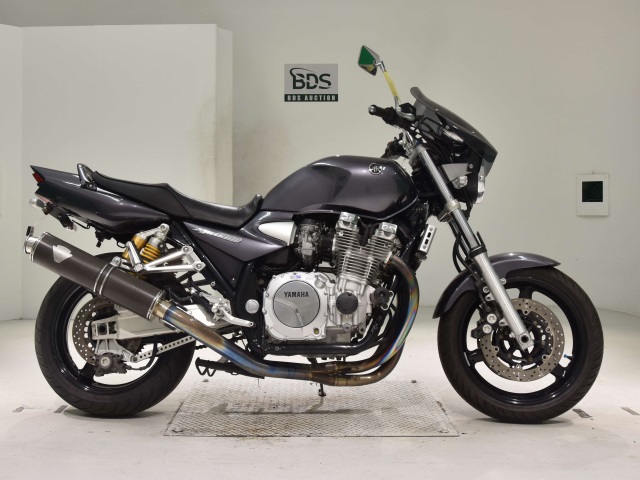 Yamaha XJR1300 2005