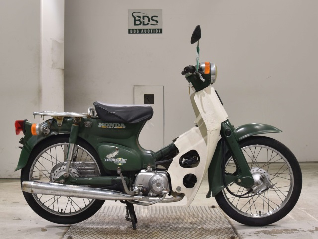 Honda C50 2000