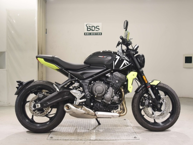 Triumph TRIDENT660 2024
