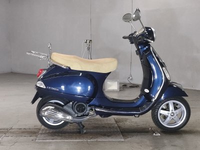 Vespa LX150IE