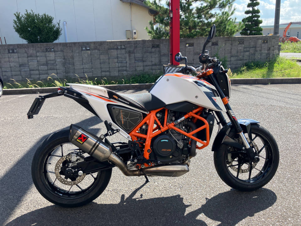 KTM 690 DUKE R 2015