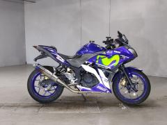 Yamaha YZF-R25 2015