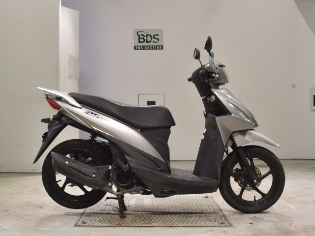 Suzuki ADDRESS V110