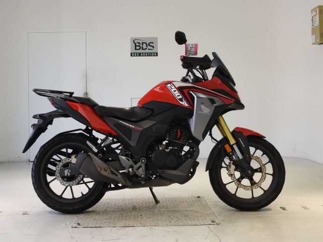 Honda CB200XA 2022