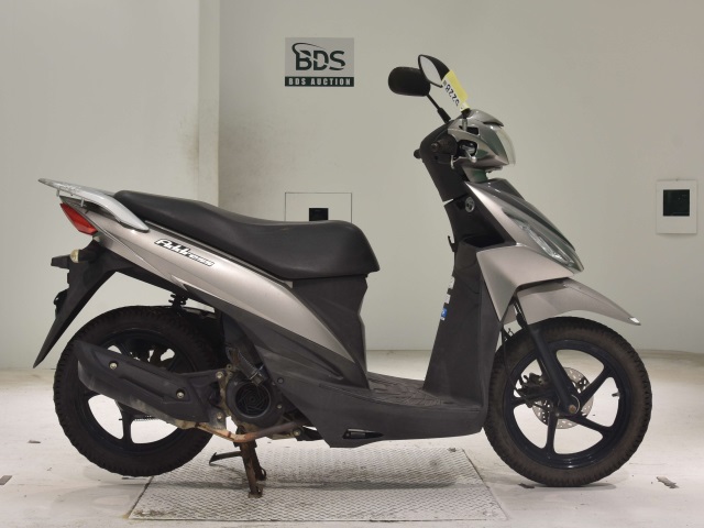 Suzuki ADDRESS V110