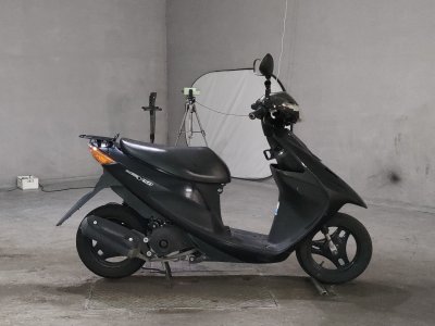 Suzuki ADDRESS V50