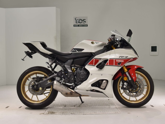 Yamaha YZF-R7-2 2022