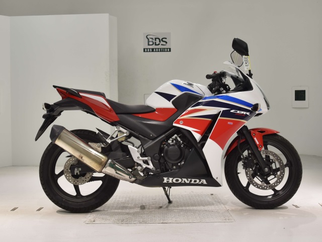 Honda CBR250R 2016