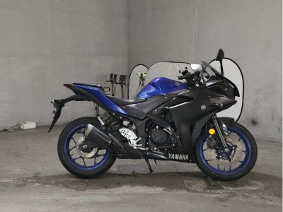 Yamaha YZF-R25 2018