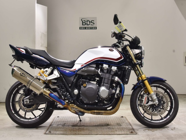 Honda CB1300SF 2019