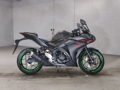 Yamaha YZF-R25 2017