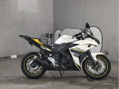 Yamaha YZF-R25 2017