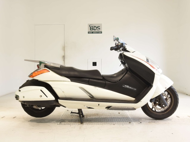 Suzuki GEMMA250