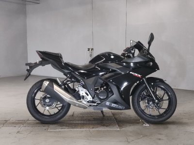 Suzuki GSX250R