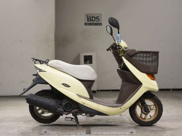 Honda DIO CESTA 2004
