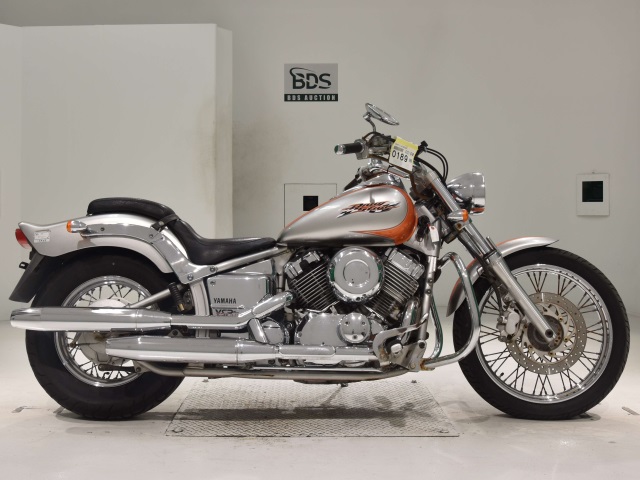 Yamaha DRAGSTAR XVS400 2005