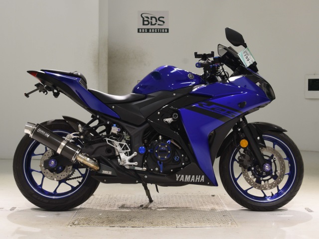 Yamaha YZF-R25A 2018