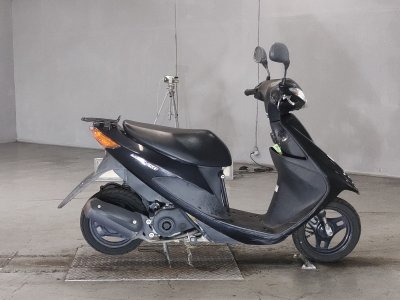Suzuki ADDRESS V50