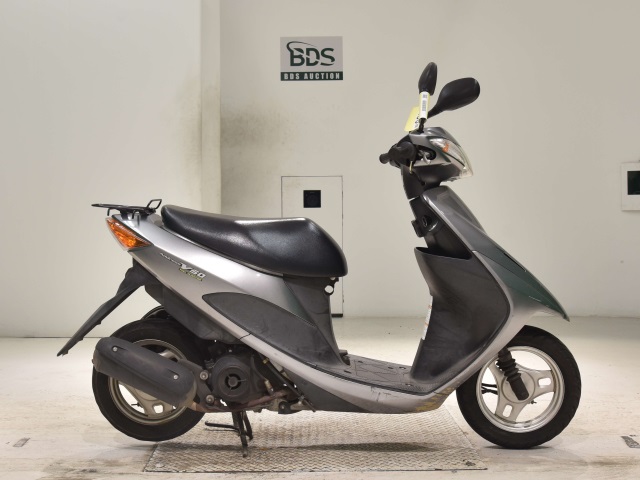 Suzuki ADDRESS V50