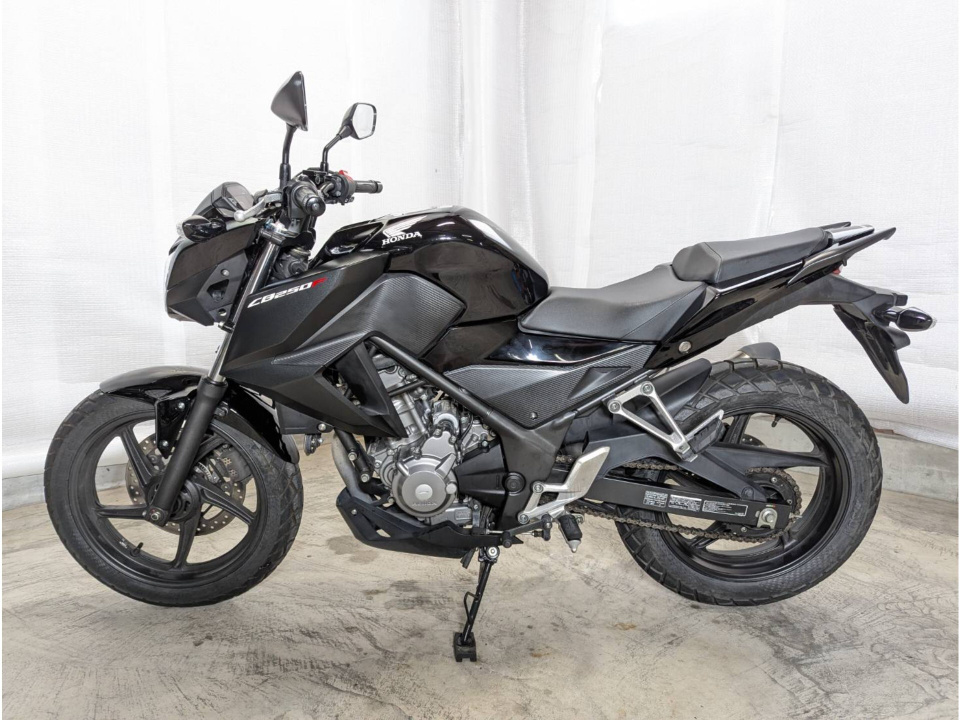 Honda CB250F 2015