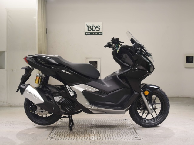 Honda ADV 160 2025