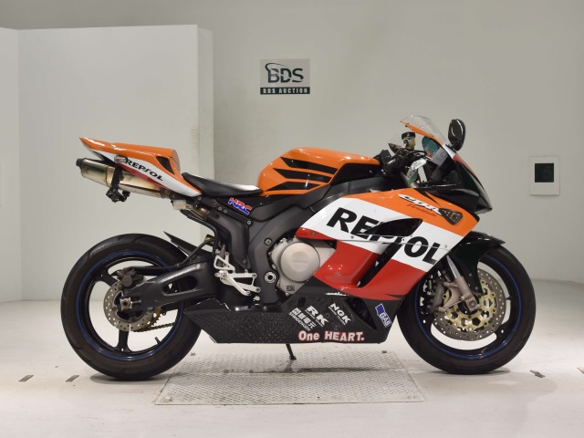 Honda CBR1000RR 2004