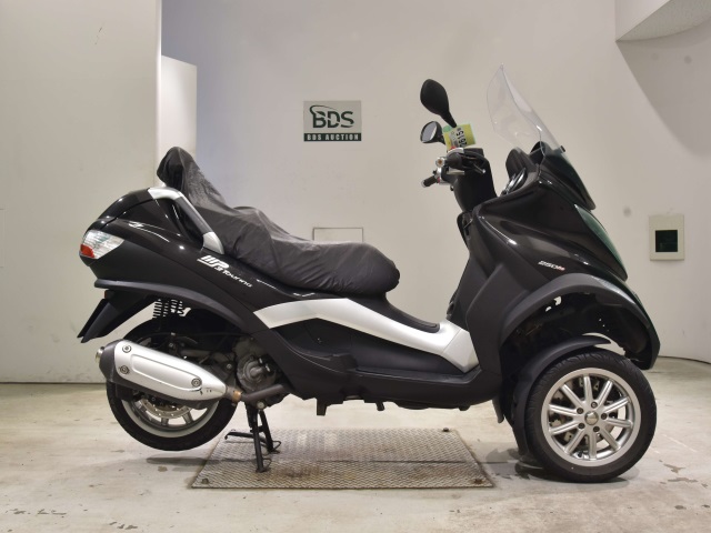 Piaggio MP3 250