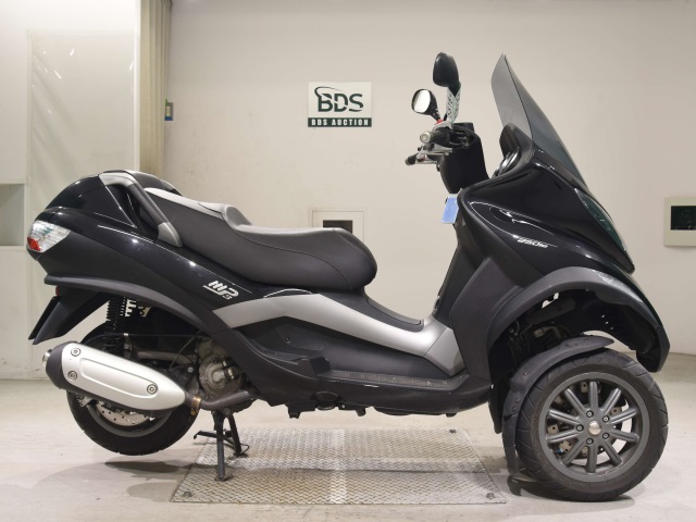 Piaggio MP3 250