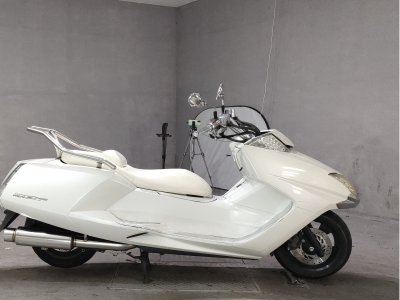 Yamaha MAGZAM
