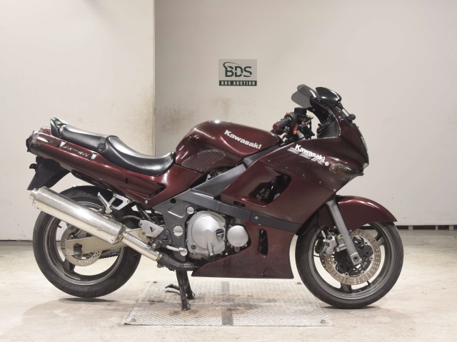 Kawasaki ZZ-R400 2003