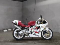 Suzuki RGV250 1996