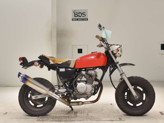 Honda APE50 2002