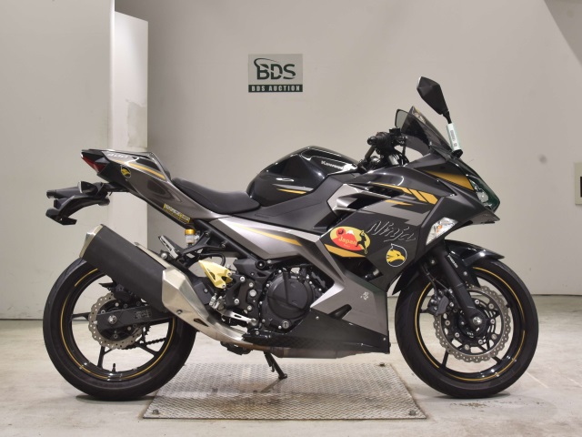 Kawasaki NINJA400 2021