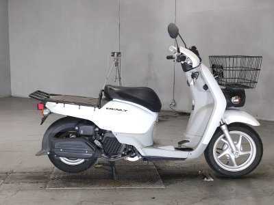 Honda CC50 CROSSCUB 2016
