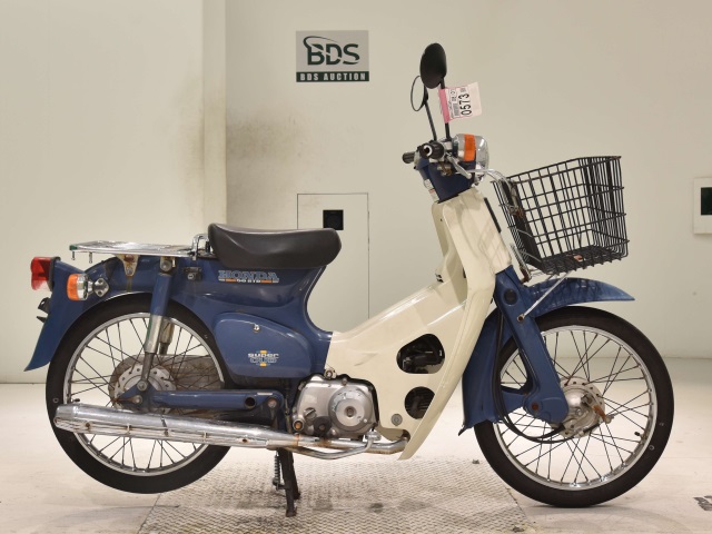 Honda C50 2000