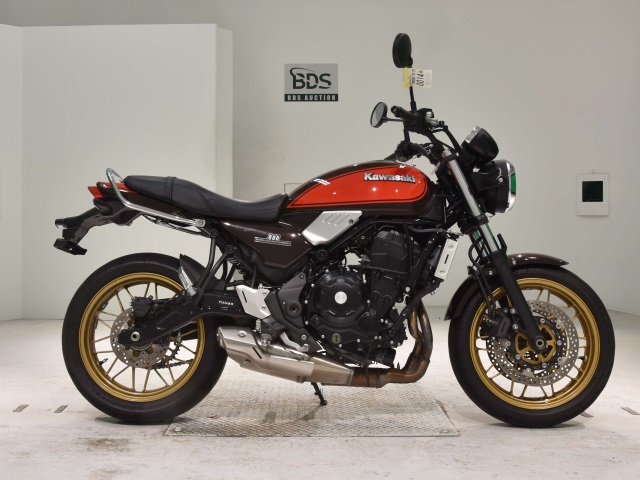 Kawasaki Z650RS 2022