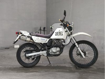 Suzuki DJEBEL125
