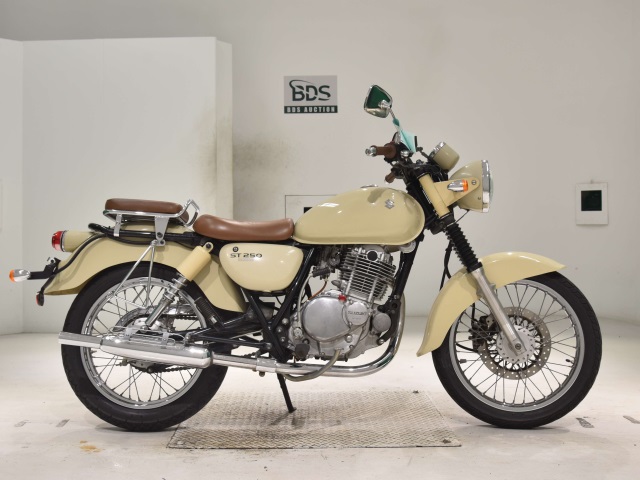 Suzuki ST250E