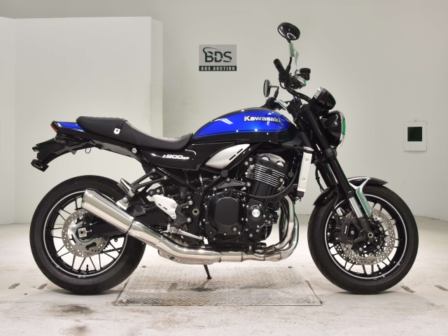 Kawasaki Z900RS 2024