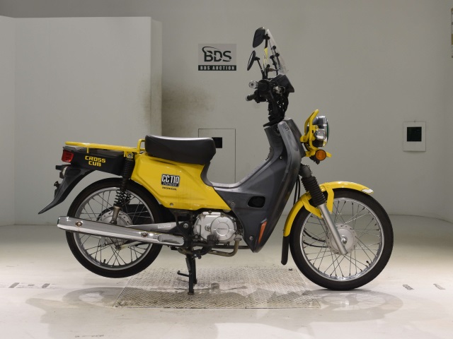Honda CC110 CROSSCUB 2016