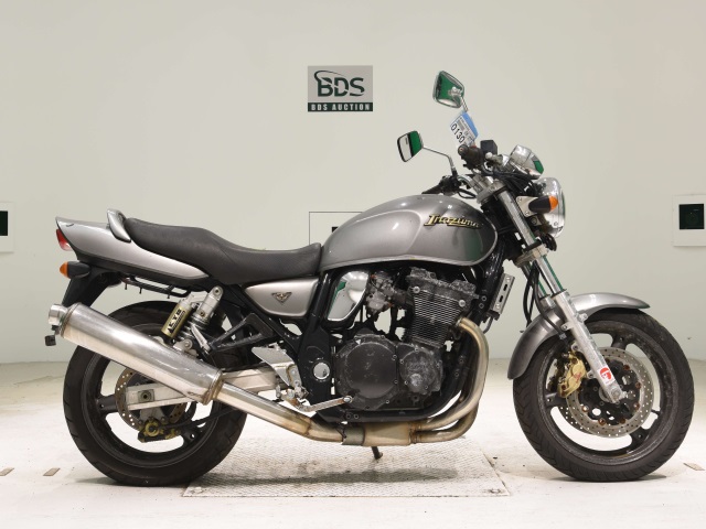 Suzuki GSX400 INAZUMA 2001