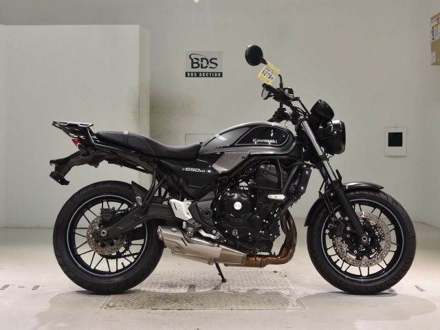 Kawasaki Z650RS 2023