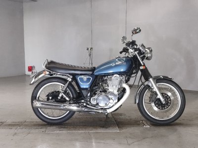 Yamaha SR400 2020